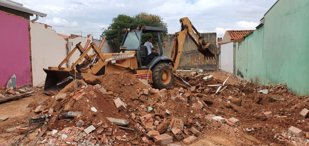 Demolição, - Obra comercial Campinas; São Paulo