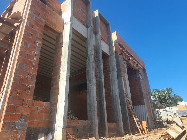 Residência em concreto e aço, foto 8